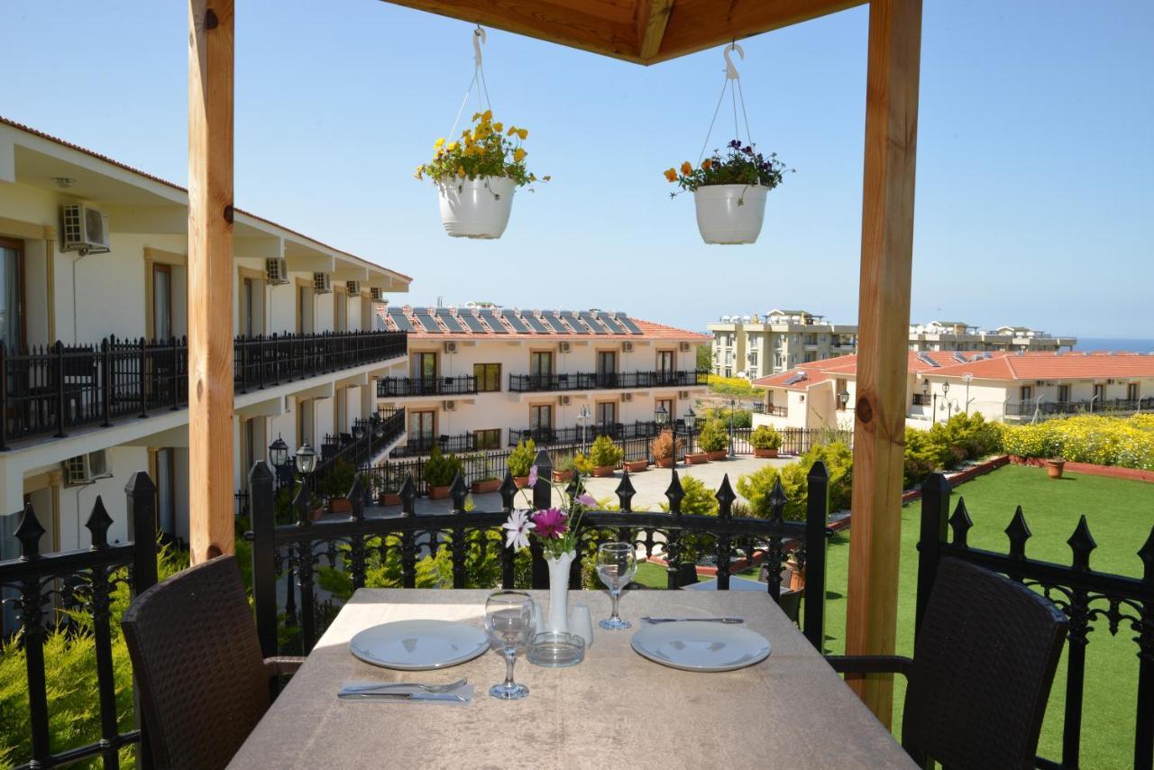 Riverside Garden Resort & Suna'S Beach Club Krini Exterior photo