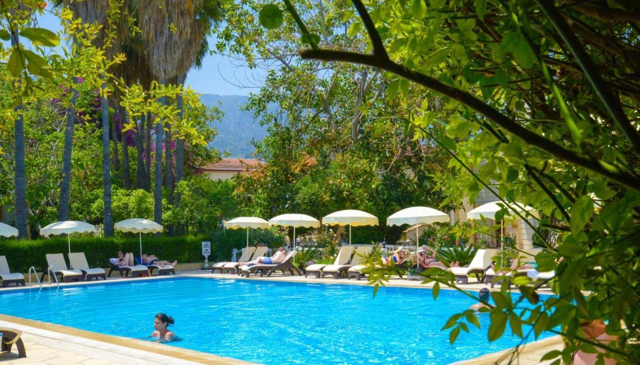 Riverside Garden Resort & Suna'S Beach Club Krini Exterior photo